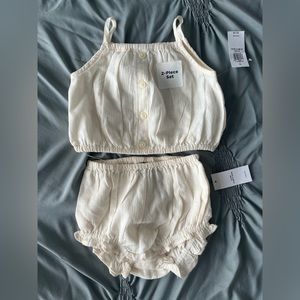 Cream infant 2 piece set